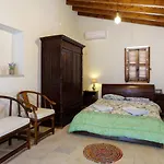 Stonehouse With Private Swimming Pool