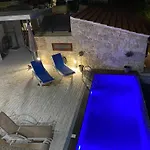Stonehouse With Private Swimming Pool