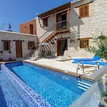 Stonehouse With Private Swimming Pool Villa