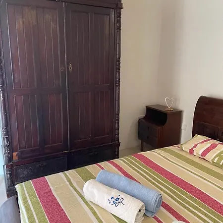 Holiday home Stonehouse With Private Swimming Pool Kallepia