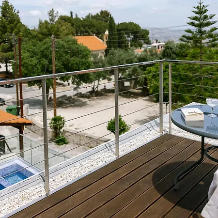 بيت للعطل Stonehouse With Private Swimming Pool *