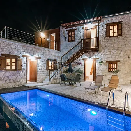 Stonehouse With Private Swimming Pool بيت للعطل Kallepia