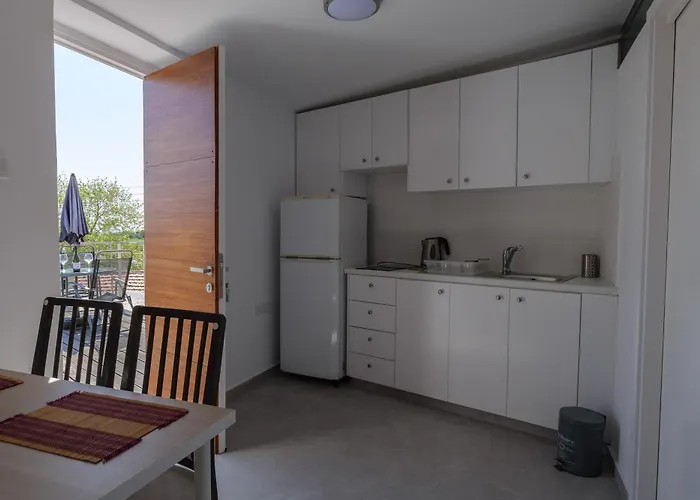 Stonehouse With Private Swimming Pool * Πάφος