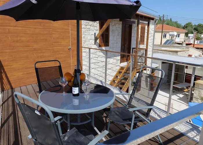 Stonehouse With Private Swimming Pool *