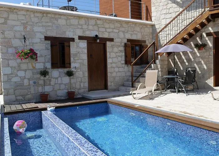 Vila Stonehouse With Private Swimming Pool *