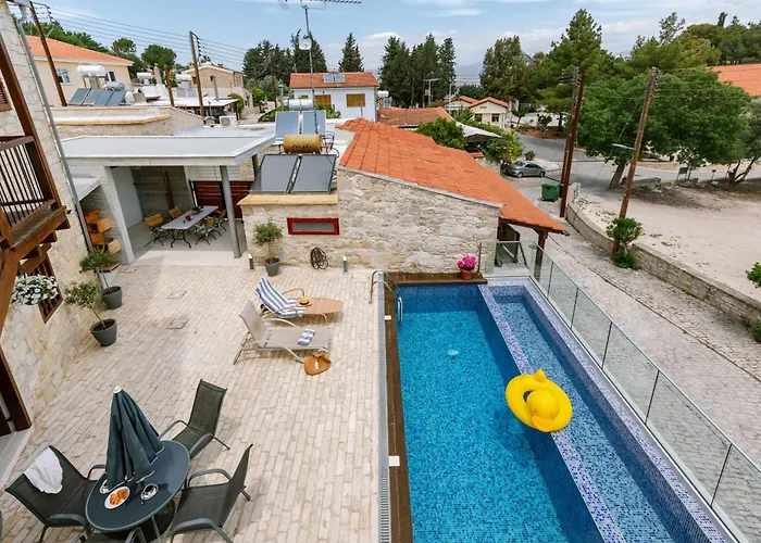 Stonehouse With Private Swimming Pool Βίλα *