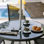 Villa Stonehouse With Private Swimming Pool