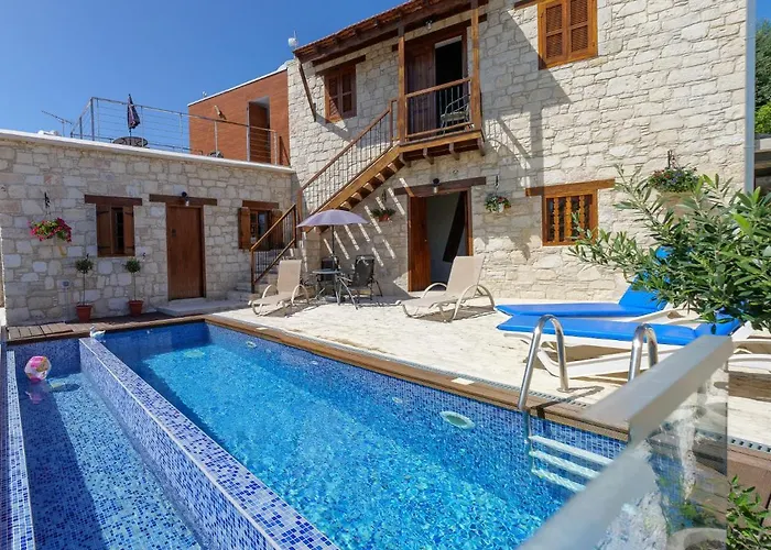 Stonehouse With Private Swimming Pool Villa