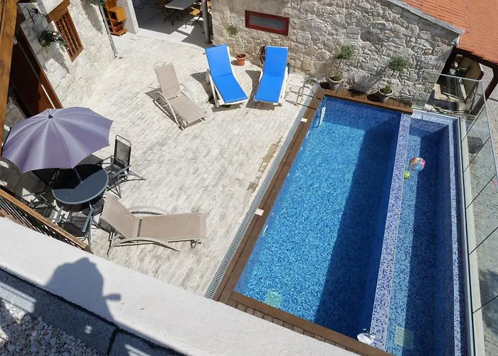 Stonehouse With Private Swimming Pool Paphos