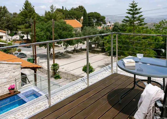 Villa Stonehouse With Private Swimming Pool *