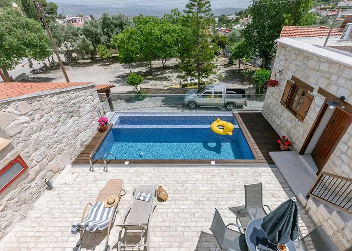 Stonehouse With Private Swimming Pool Villa *