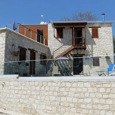 Stonehouse With Private Swimming Pool