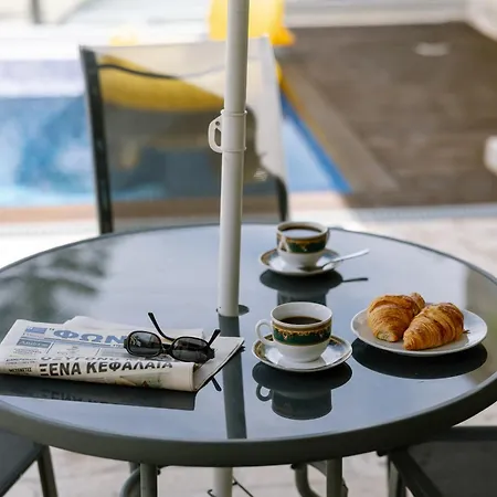 Вилла Stonehouse With Private Swimming Pool