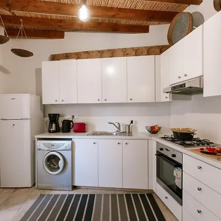 Villa Stonehouse With Private Swimming Pool